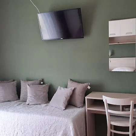 Guest house Neda 3*
