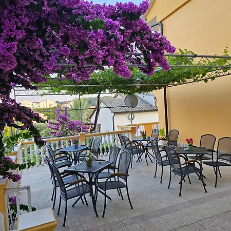 Neda 3* Ραμπ