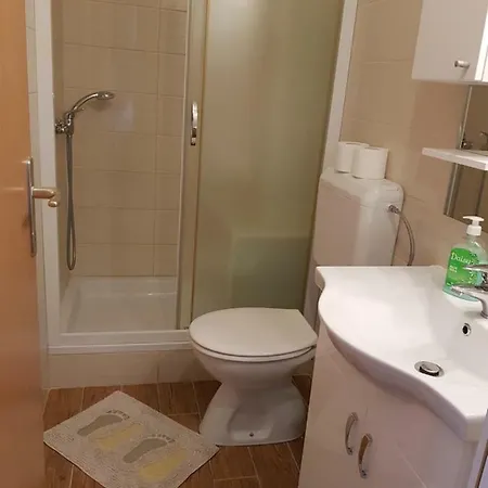 Neda Guest house