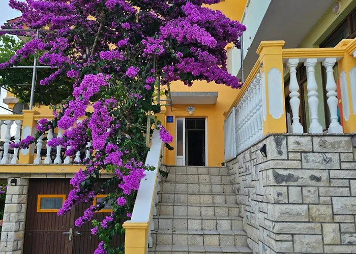 Neda Gostinjska kuća 3*