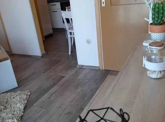 Neda Gostinjska kuća Rab Town